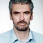 تصویر دکتر حسن حیدرنژاد