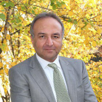 تصویر دکتر محمد علی احسانی