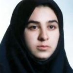 تصویر دکتر زری خلفی کلاسور