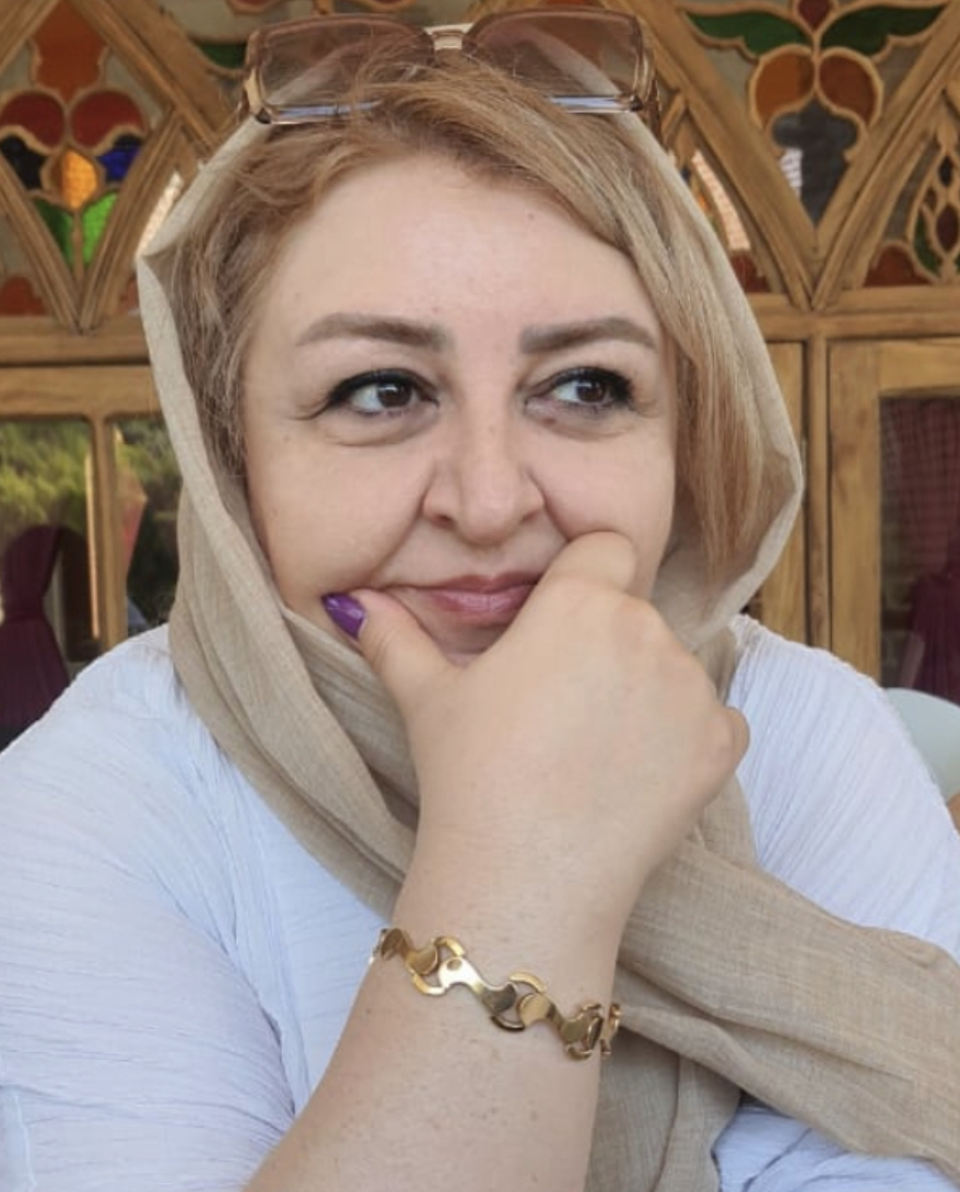 تصویر دکتر پریسا لطفی