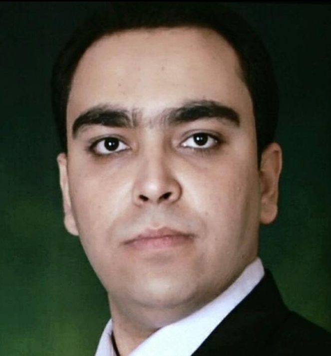 تصویر دکتر حسین رامیار