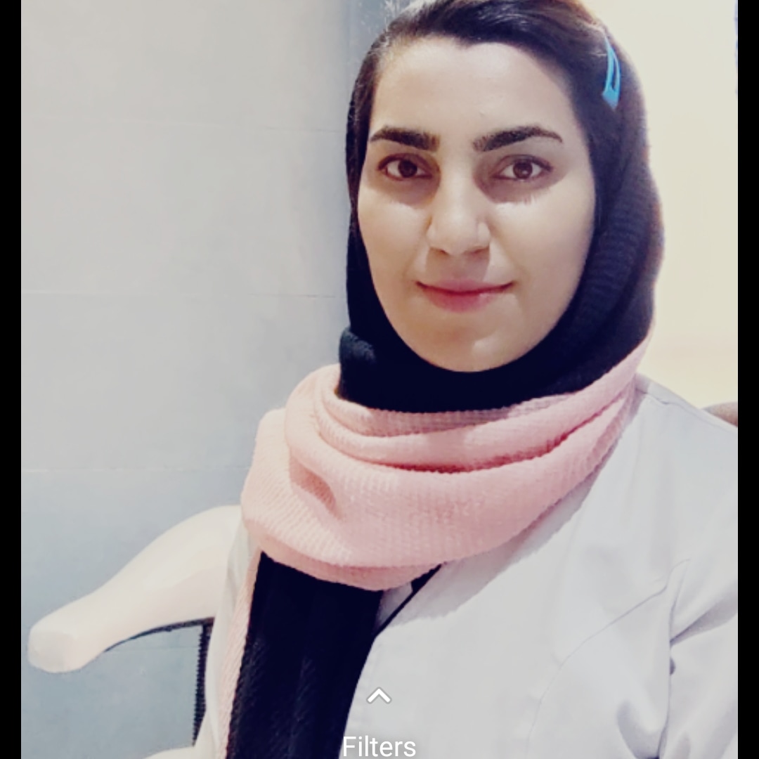 تصویر دکتر یاسمن جاویدی