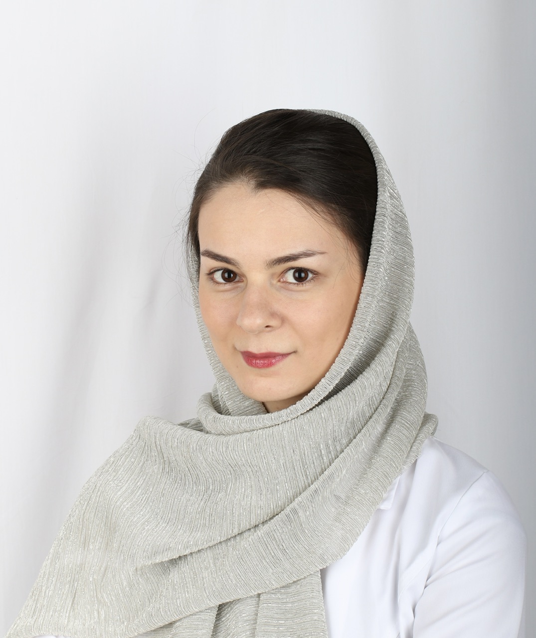تصویر دکتر نیلوفر موسوی