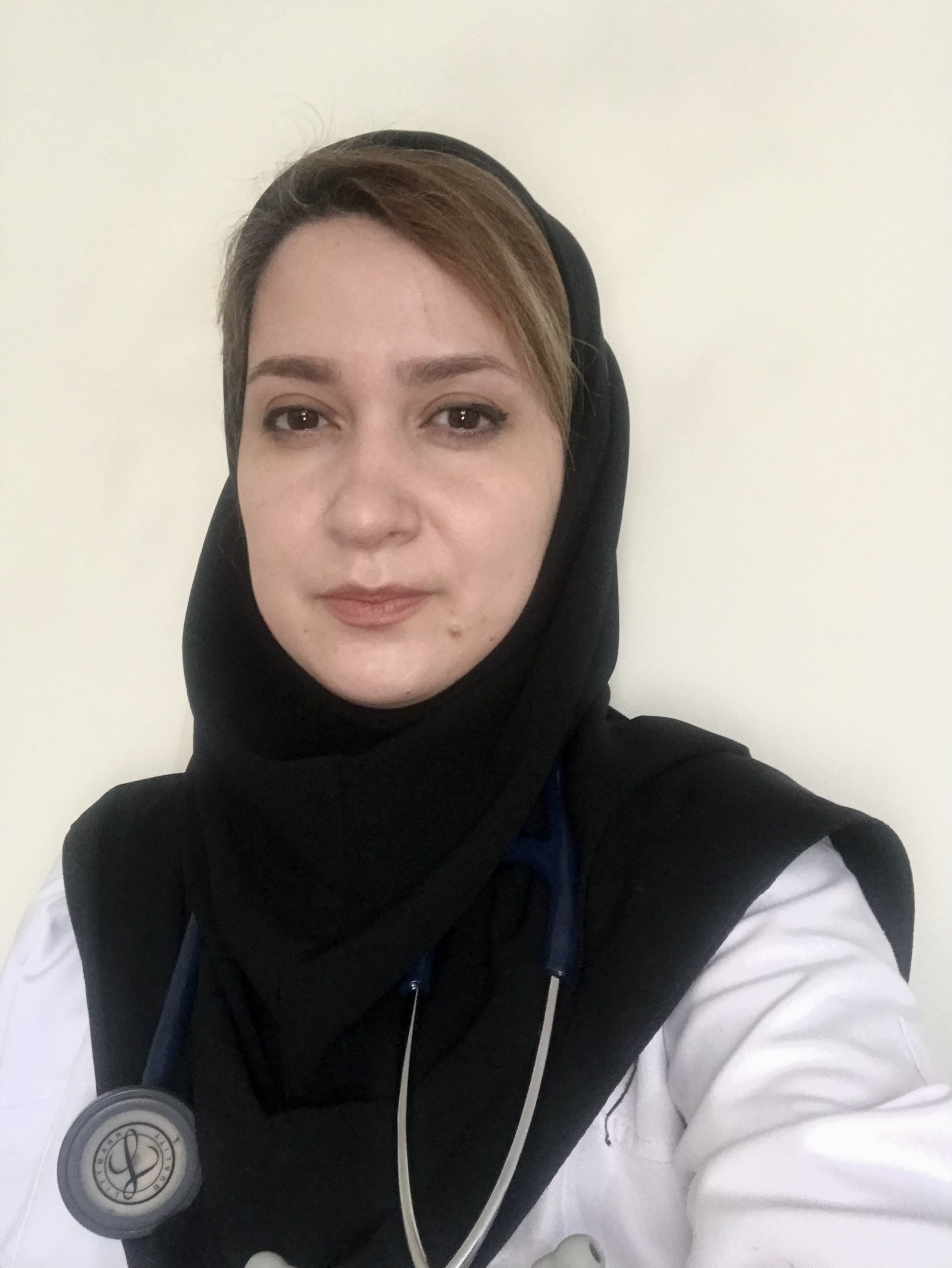 تصویر دکتر مژگان هادوی باویل