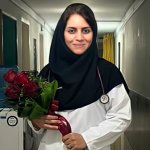 تصویر دکتر مینا مؤیدنیا