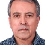تصویر دکتر احمد آزاد
