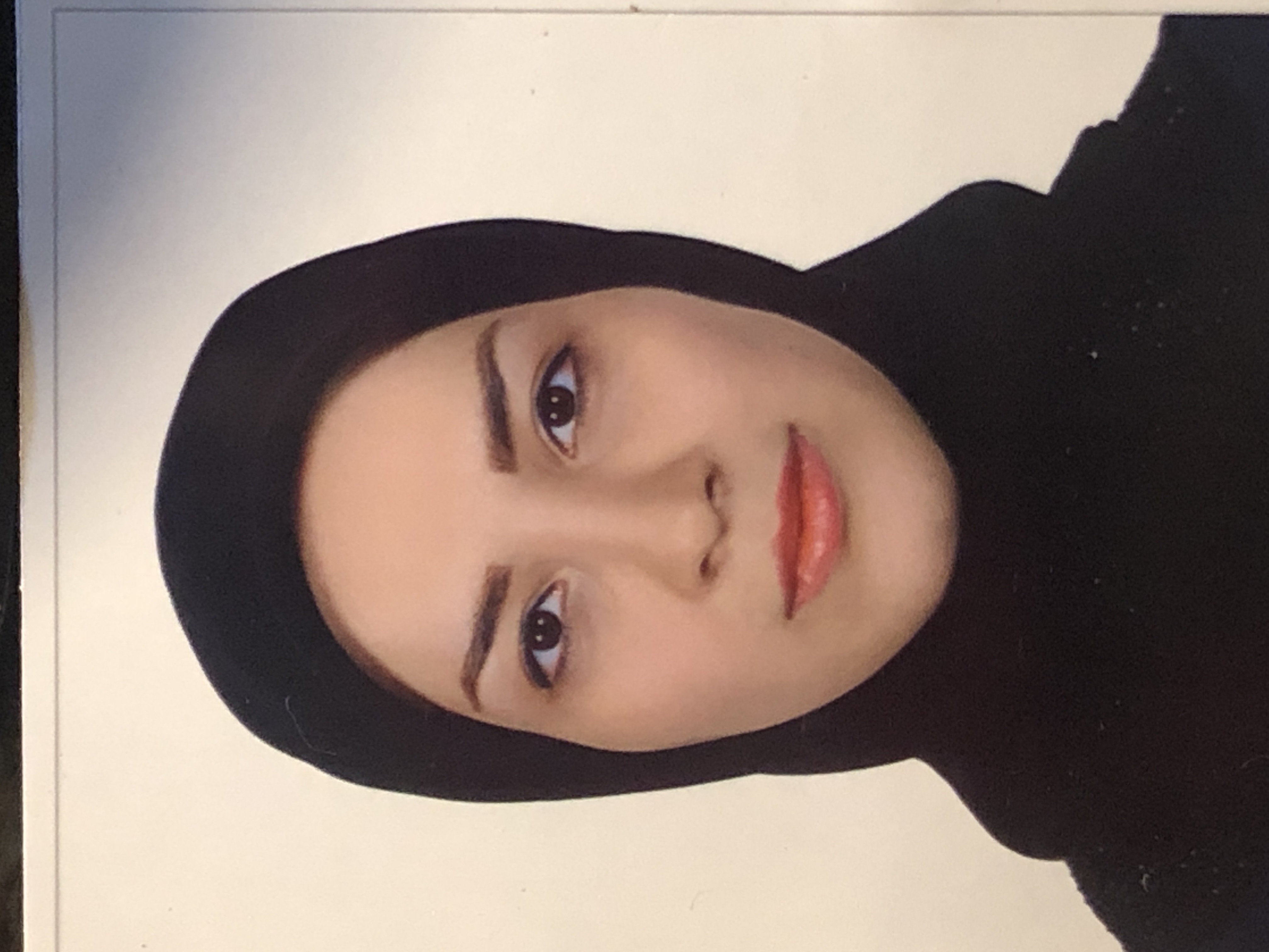تصویر دکتر مونا سنائی
