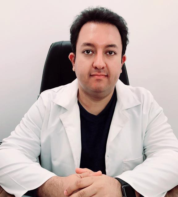 تصویر دکتر علی مجاهدی