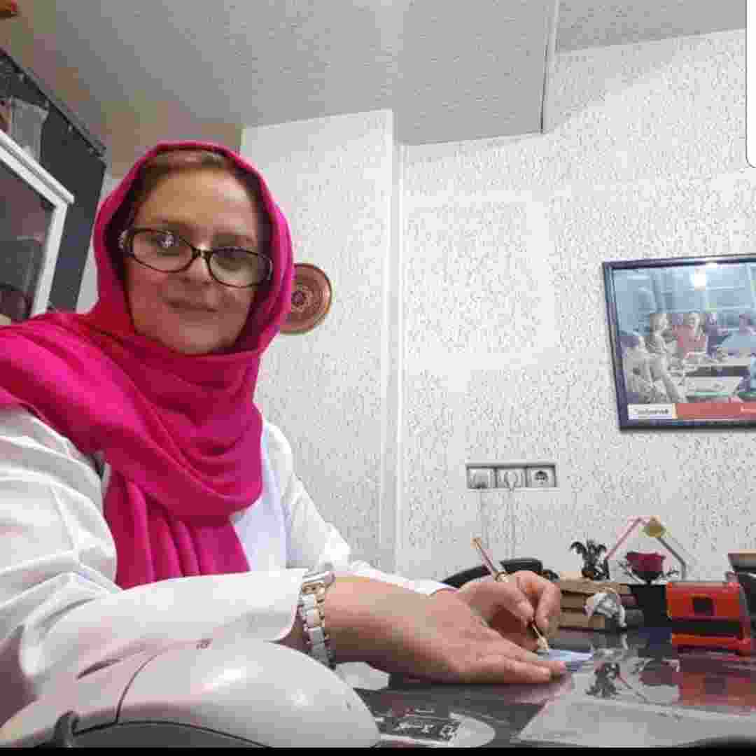 تصویر دکتر فاطمه جیحون