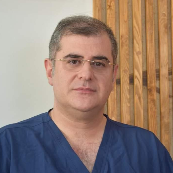 تصویر دکتر سید مانی مهدوی