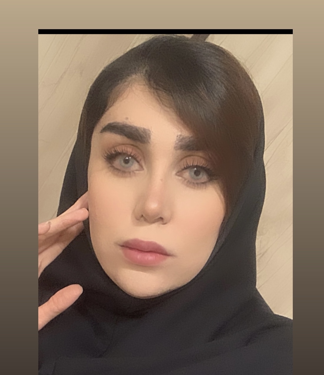 تصویر دکتر آیسان عباسپور آذری بناب