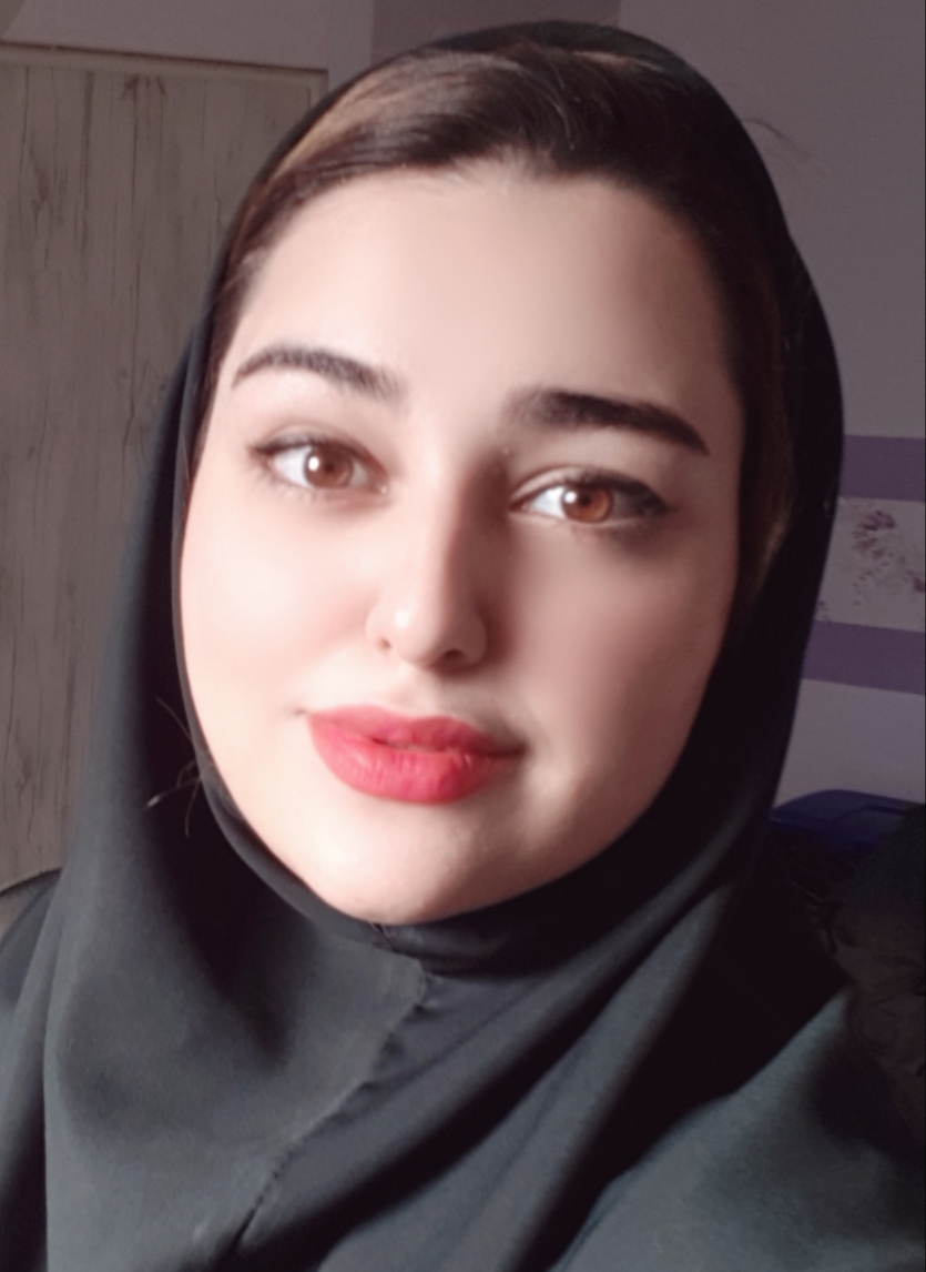 تصویر دکتر مونا مجدی