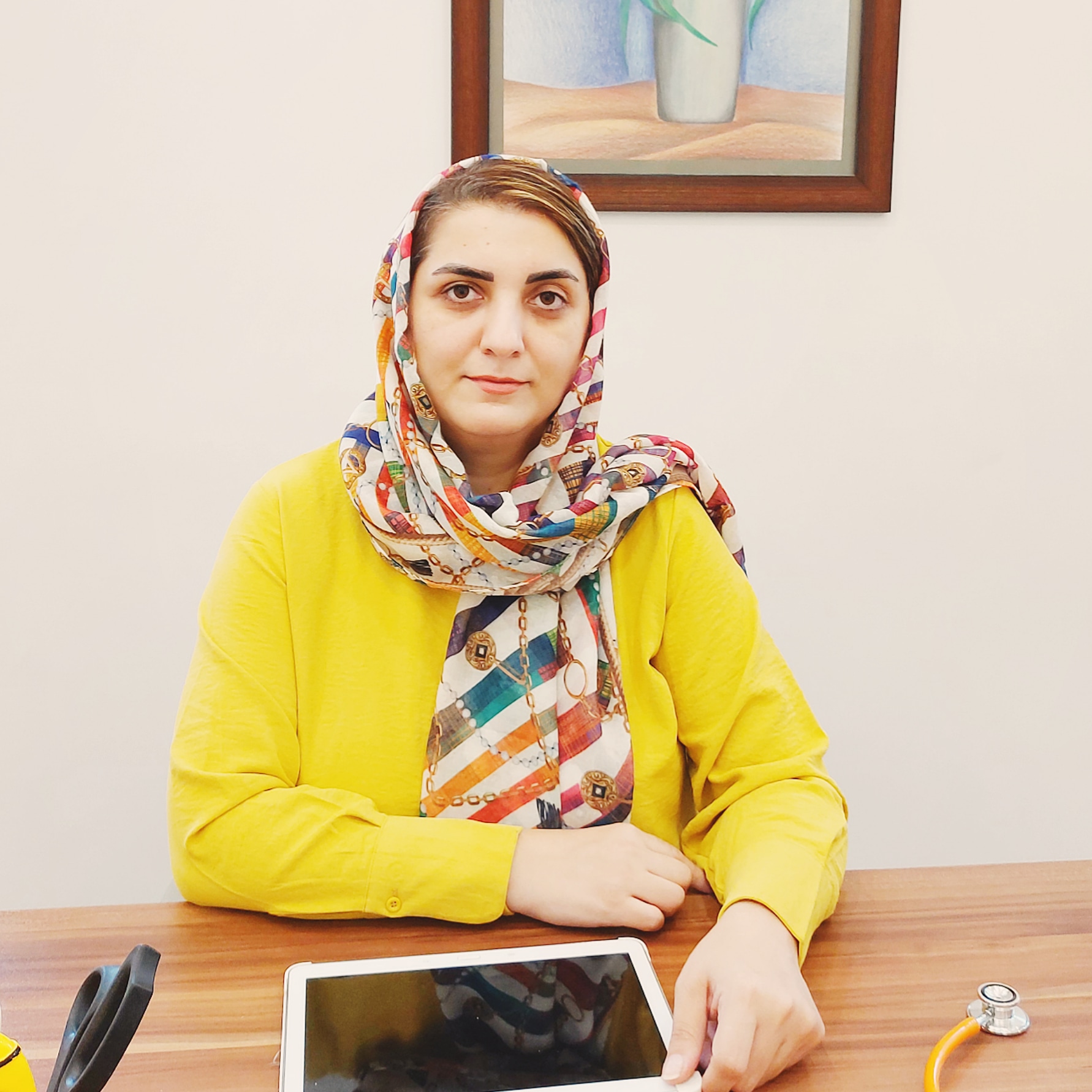 تصویر دکتر سیده نفیسه هوشیار حسینی