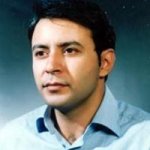 تصویر دکتر ارش اموزنده