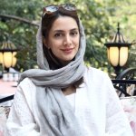 تصویر دکتر سارا مهدوی