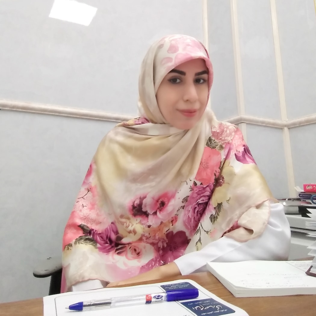 تصویر دکتر الهام حصاری