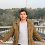 تصویر دکتر فردین اسفندنیا