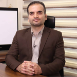 تصویر دکتر احمد قمی فر