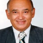 تصویر دکتر منوچهر احمدی